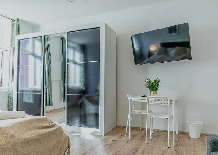 Affordable 2br Apartment, For Long Apartment