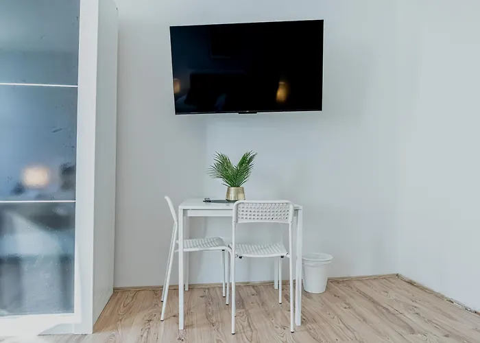 Affordable 2br Apartment, For Long Apartment *