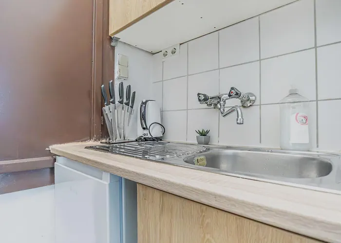 Affordable 2br Apartment, For Long Apartment Vienna