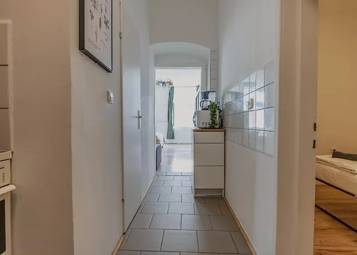 Affordable 2br Apartment, For Long Apartment Vienna