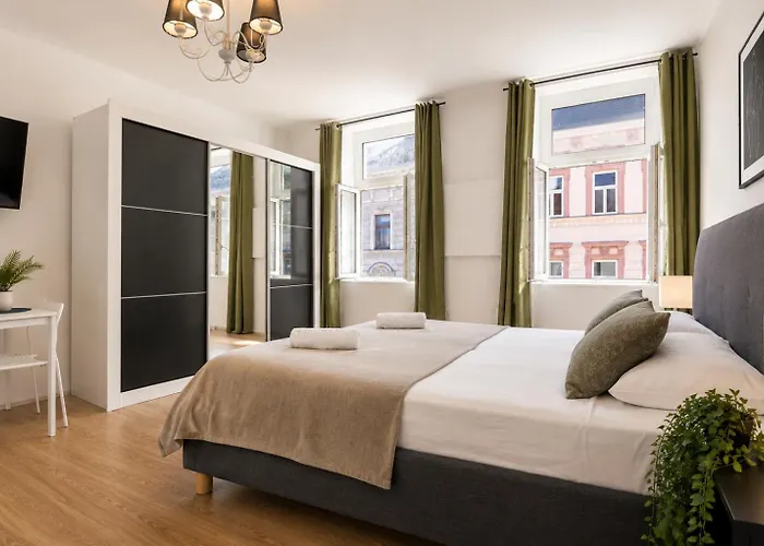 Affordable 2br Apartment, For Long Vienna